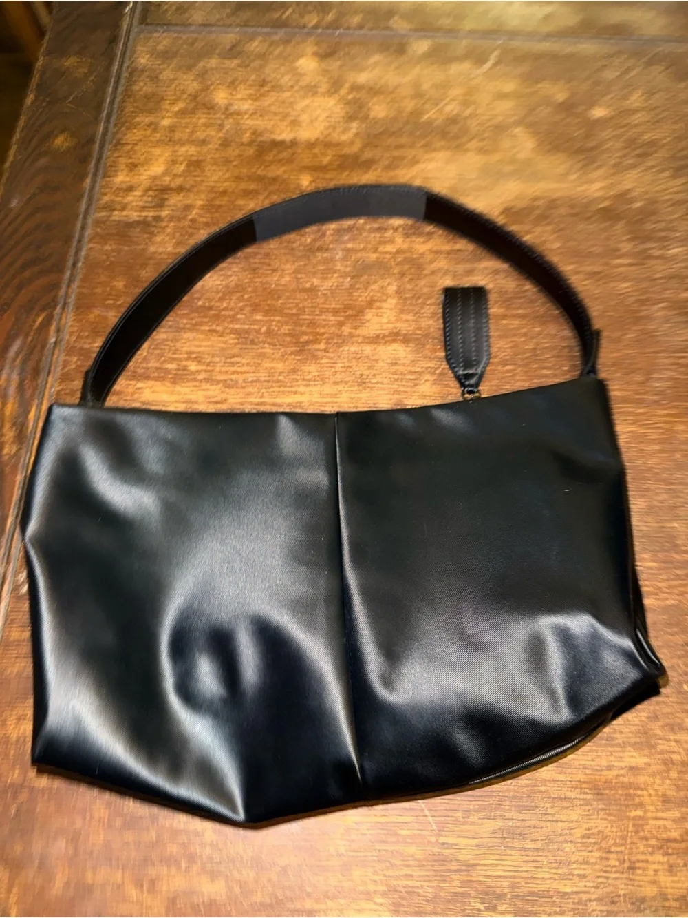 EEUC Lug Half Plunge Satin Luxe VL Bag in Black - Iike new condition